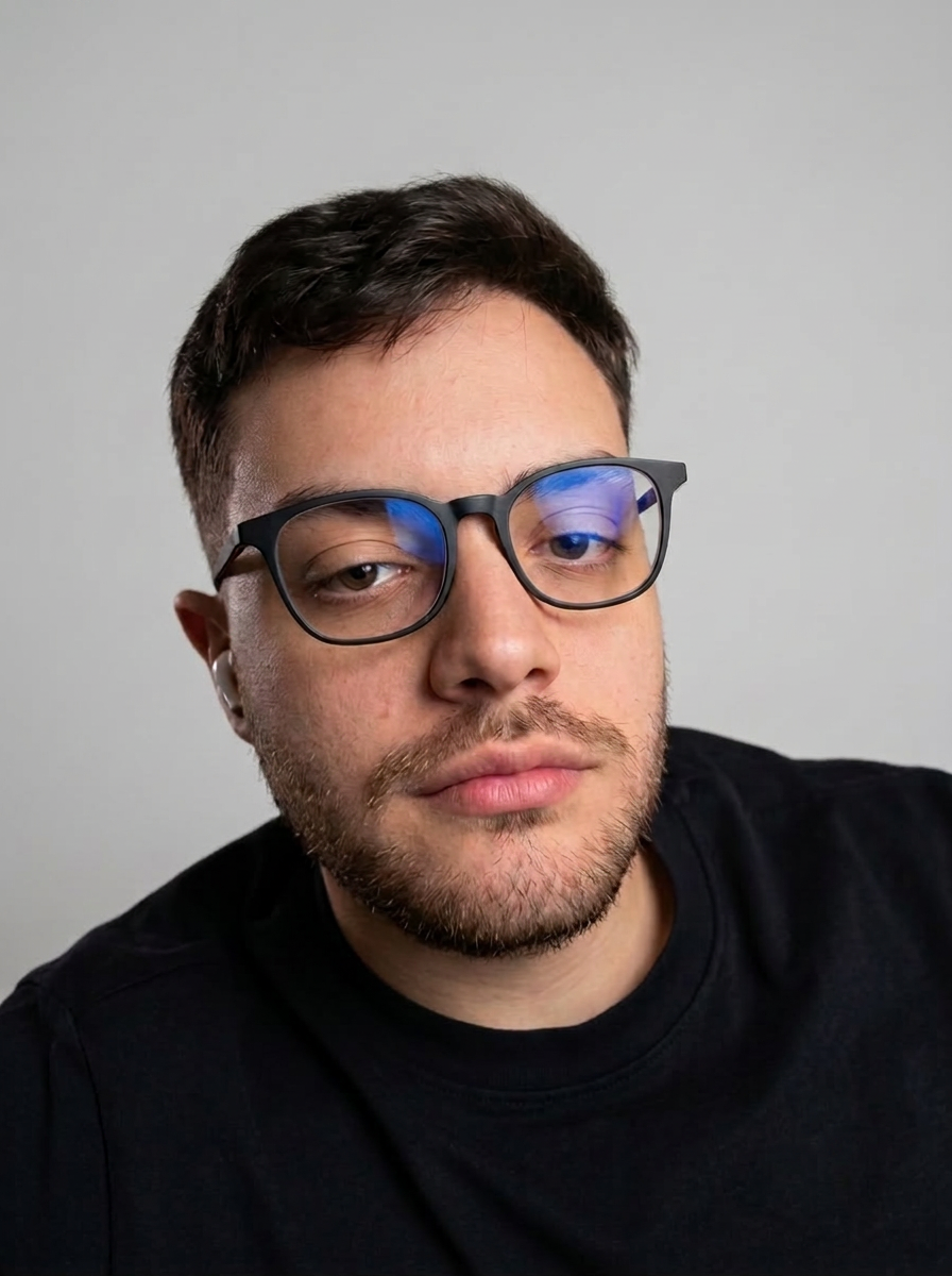 Retrato de Nathan Tess, consultor de Google Ads